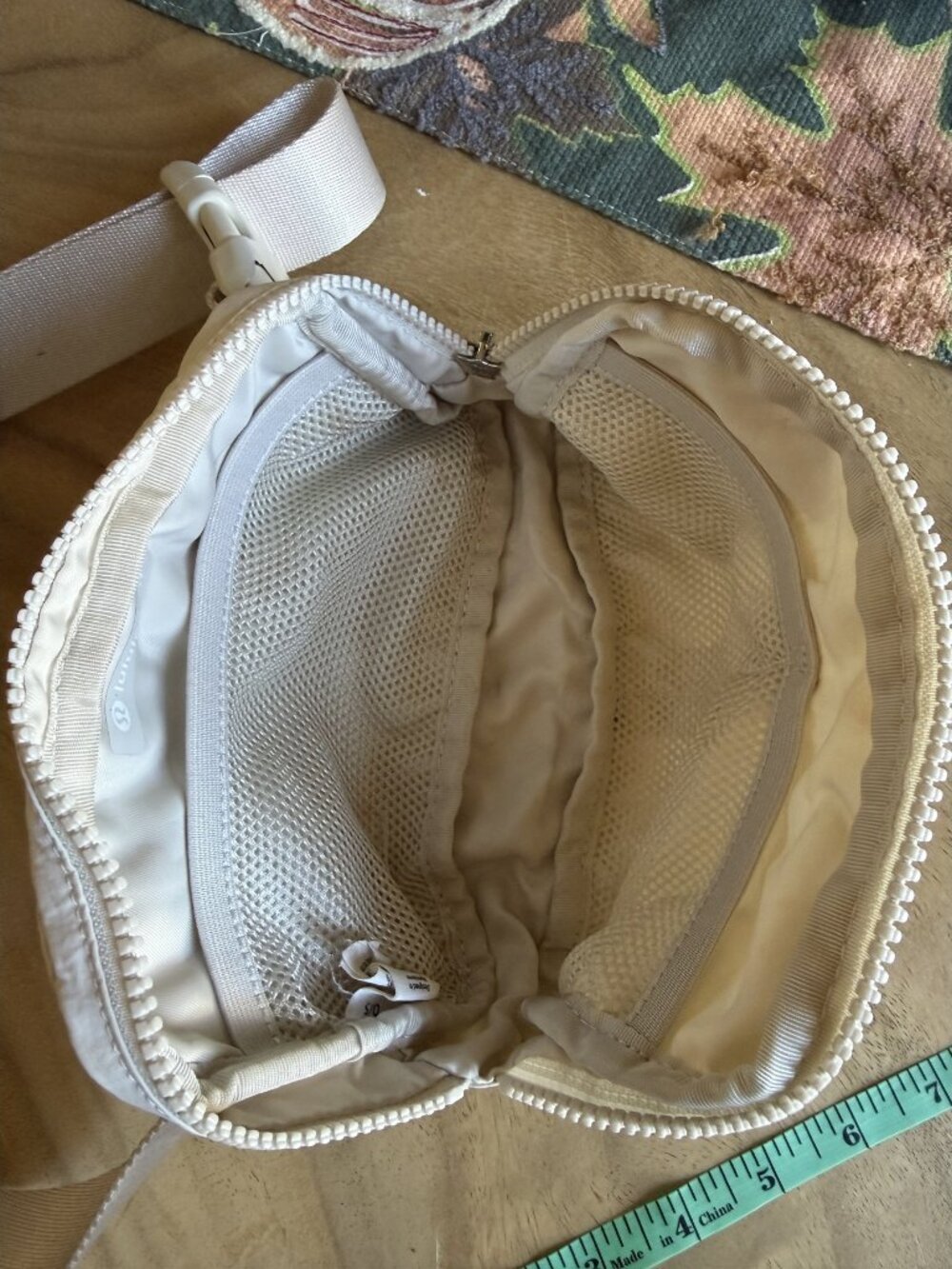 lululemon athletica Light Cream Crossbody Pouch - Picture 2 of 5